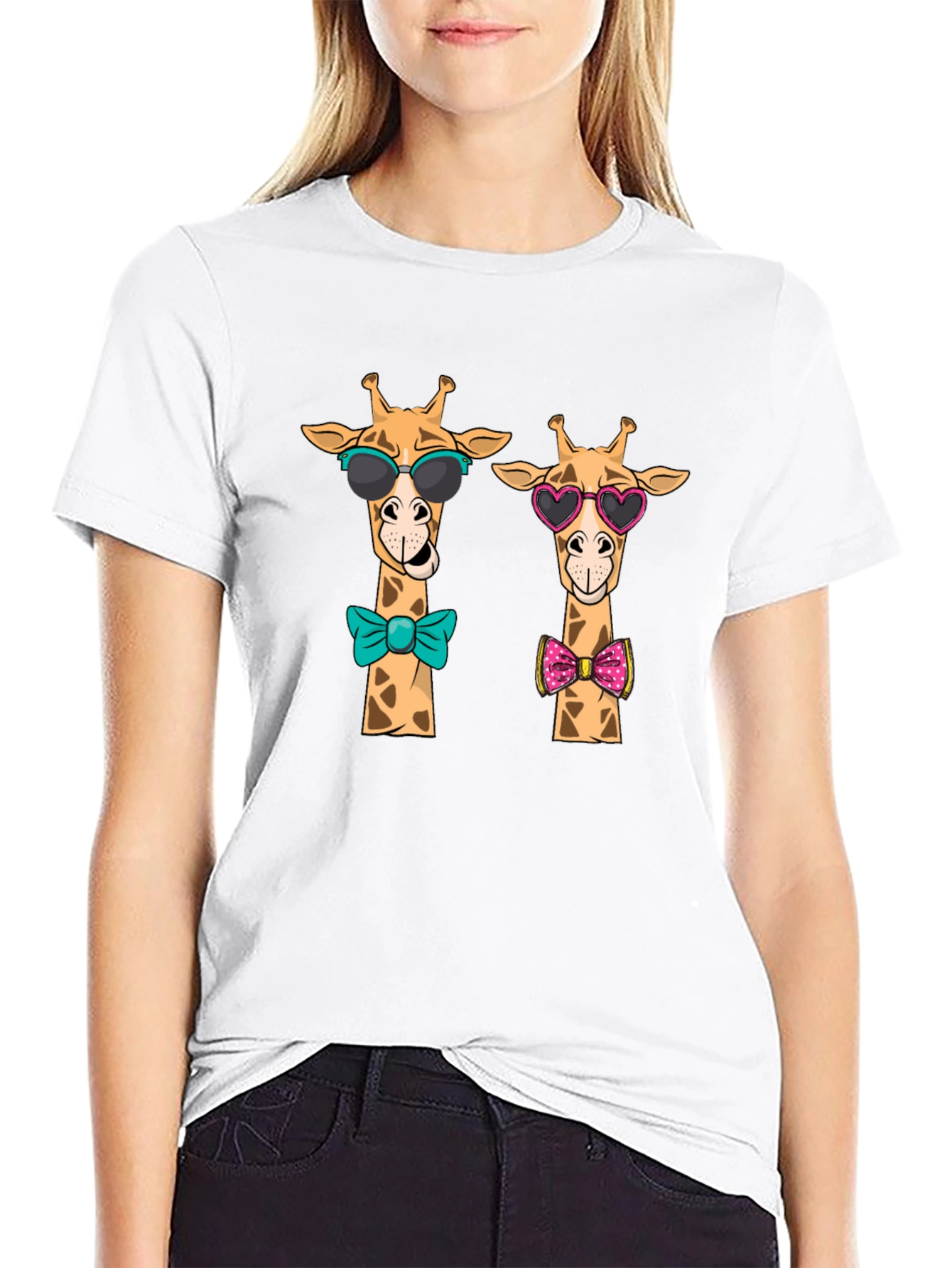 Giraffe Love Graphic Tee - Cute Cartoon Giraffe T-Shirt