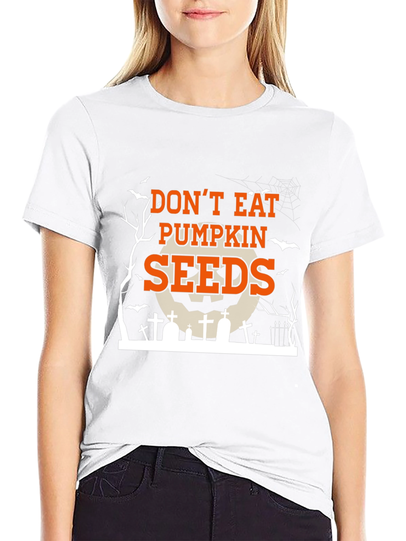 Halloween T-Shirt: Dont Eat Pumpkin Seeds