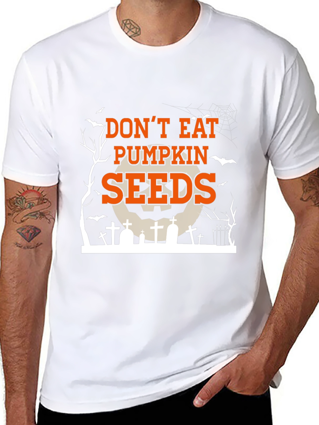 Halloween T-Shirt: Dont Eat Pumpkin Seeds