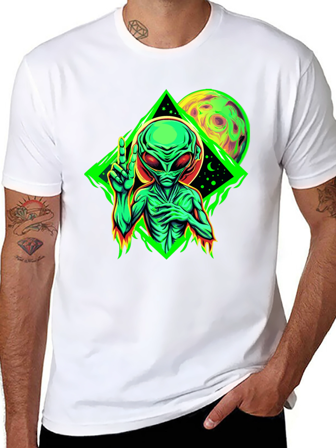 Alien Graphic Black T-Shirt - Glow in the Dark
