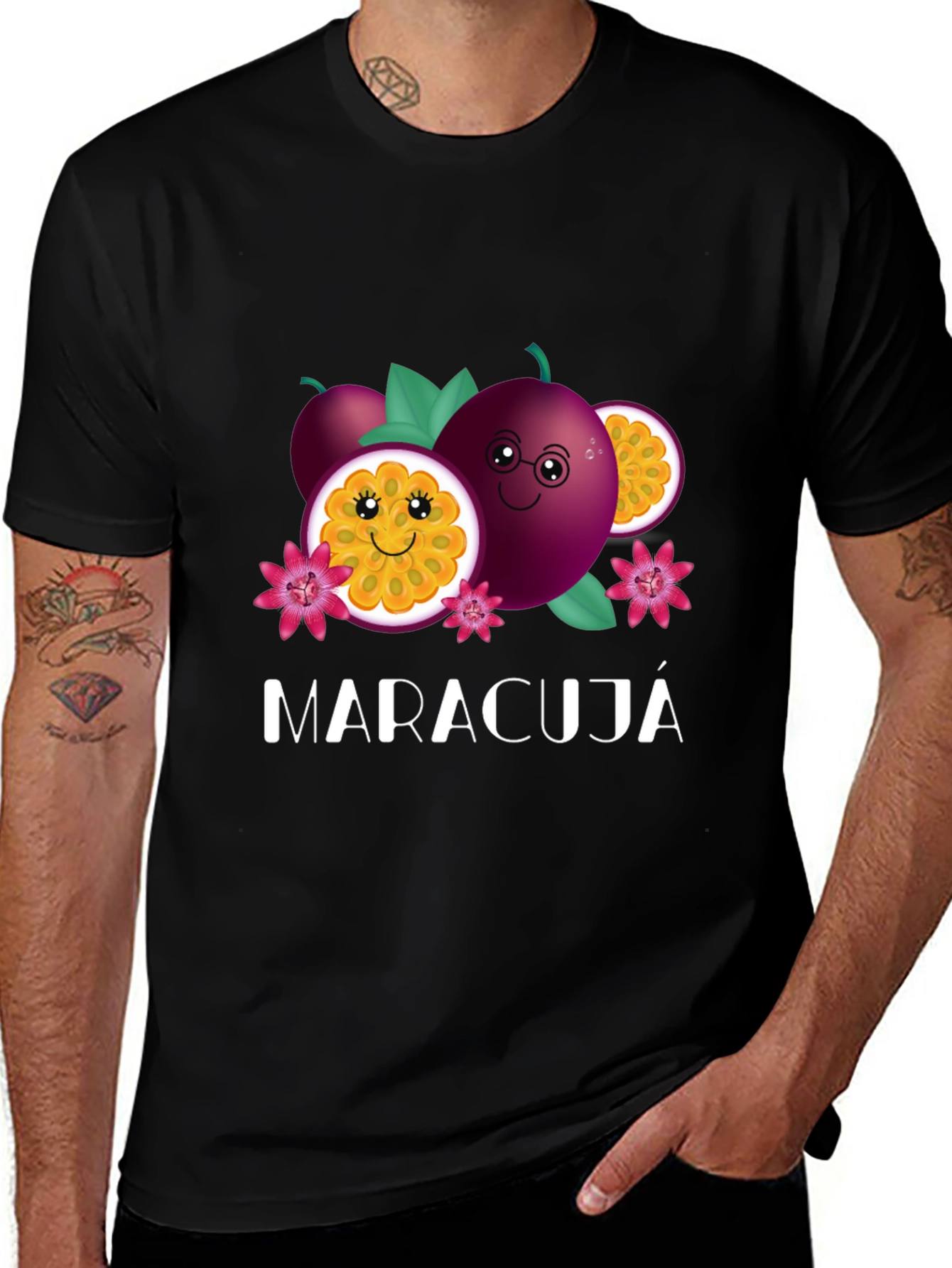 Maracujá Graphic Tee - Passion Fruit Cartoon Design