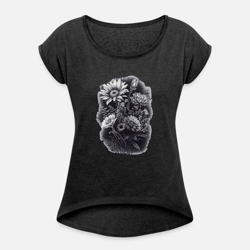 Black Flowers: Romantic Love - Gift T-Shirt