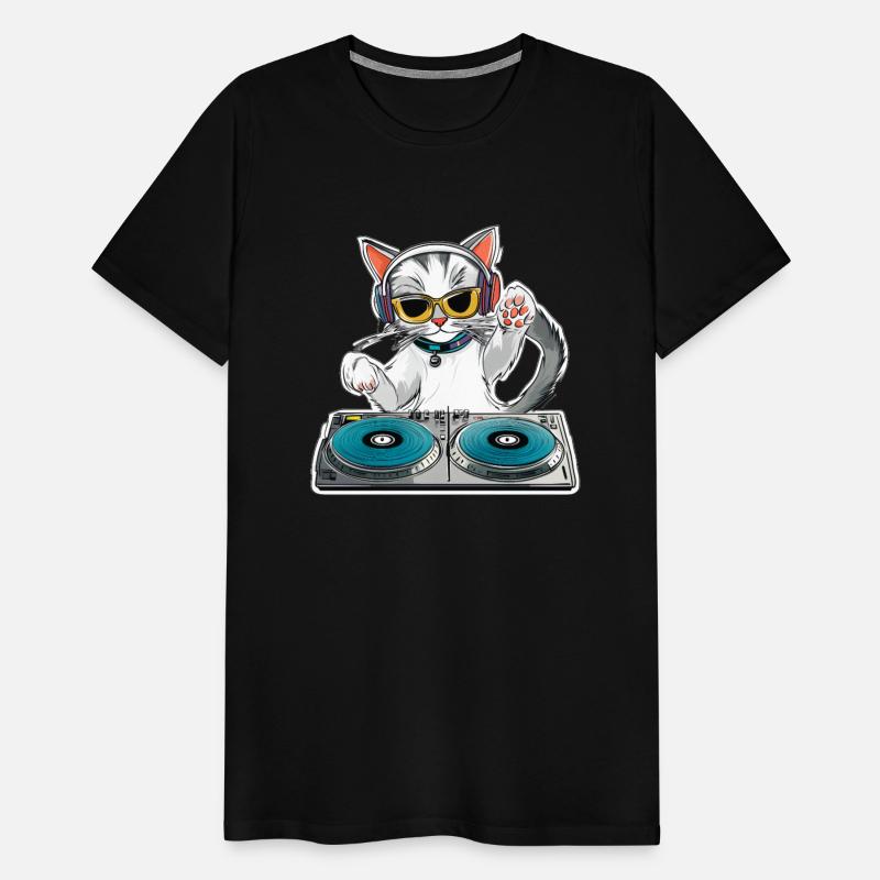 Cool DJ Kitten Mixing Beats